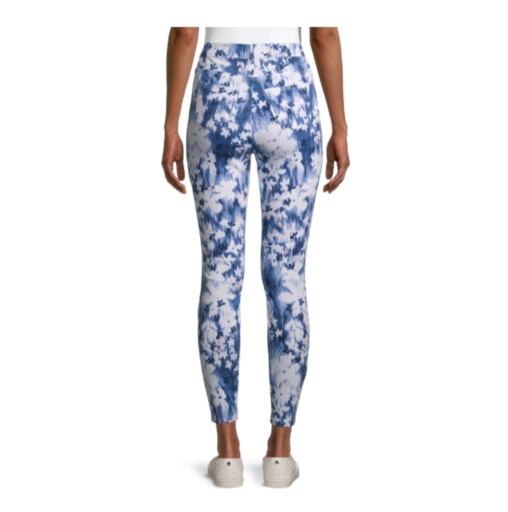 NWT Woman's Time and Tru Fashion Jeggings - Picture 2 of 4